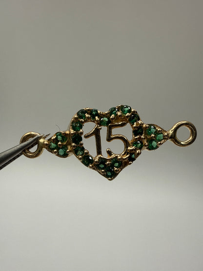 Herraje 15s Corazon Circon Verde Oro amarillo 18k 1,27 Gr / 0,9 Cm