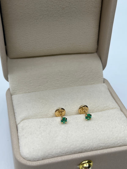 Topos Esmeralda / 0.20pts oro amarillo 18k / 3 mm (Joya)