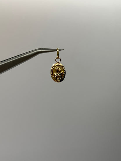 Dije Virgen Del Carmen Oro amarillo 18k 0,49 Gr / 8 mm / 1 Cm