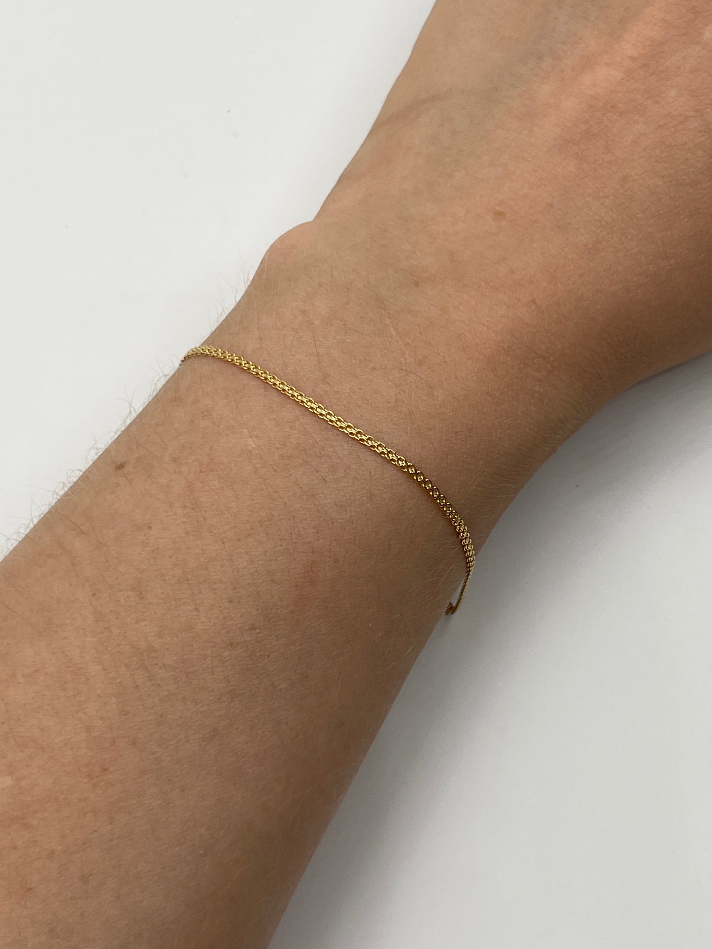 Pulso It Chino Oro amarillo 18k +3 / 1,22 Gr / 1,4 mm / 19 Cm