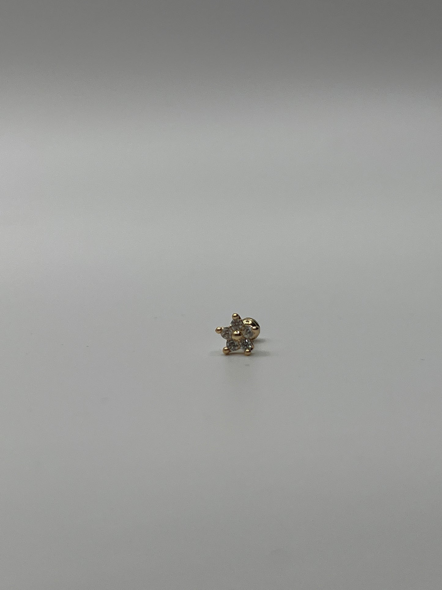 Piercing Oreja Flor Circon Blanco 0.38Gr