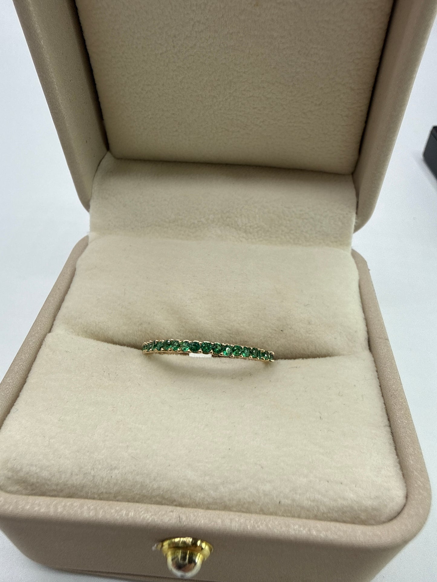 Anillo Churumbela Circon Verde Oro amarillo 18k / Talla 7 1/2 / 1,16 Gr / 2 mm