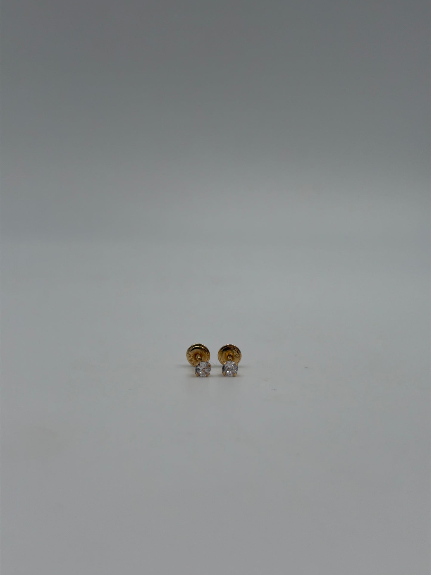 Topos circon blanco Oro amarillo 18k 0,62 Gr / 3,15 mm