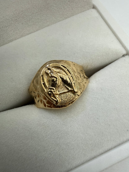 Anillo Herradura Caballo Oro amarillo 18k / Talla 8 1/2 / 2,65 Gr / 14 mm