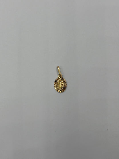 Dije Virgen Milagrosa Oro amarillo 18k 0,45 Gr / 7 mm / 1,1 Cm