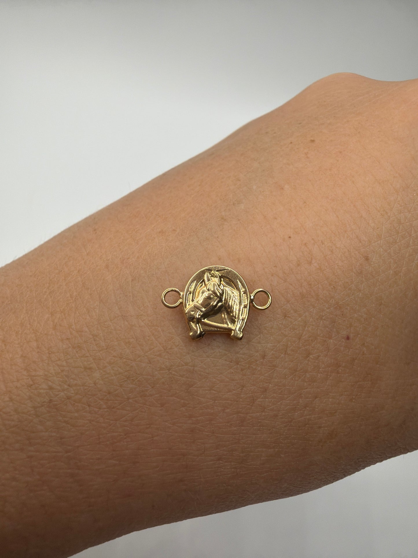 Herraje Caballo Oro amarillo 18k 0,44 Gr / 0,9 Cm
