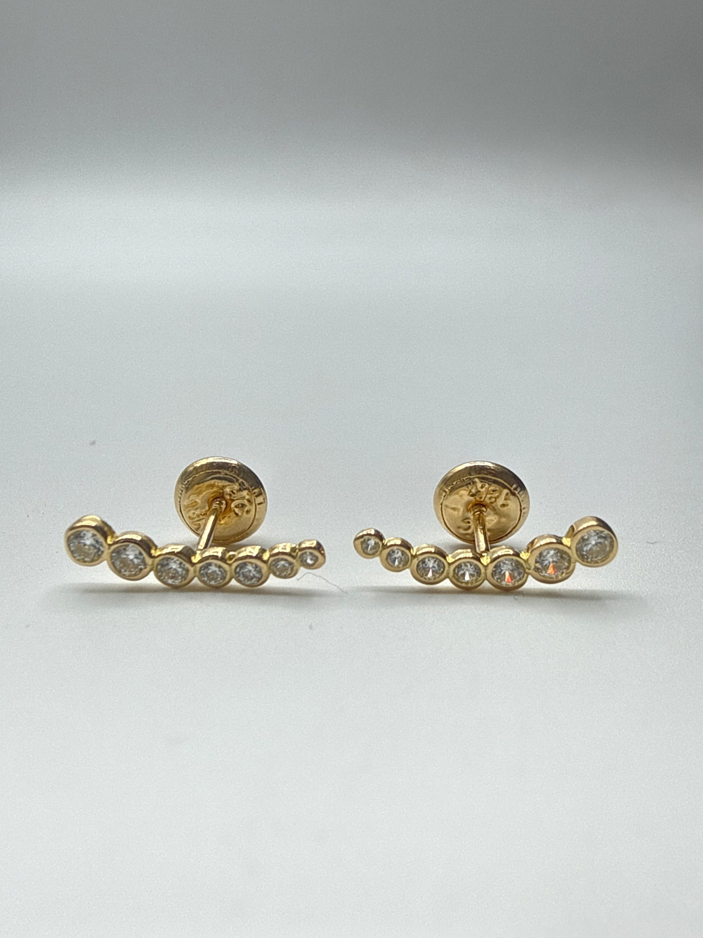 Topos Circones Blancos Oro amarillo 18k 0,95 Gr / 14 mm