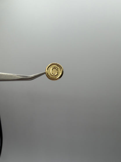 Herraje Letra C Oro amarillo 18k 0,35 Gr / 1 Cm