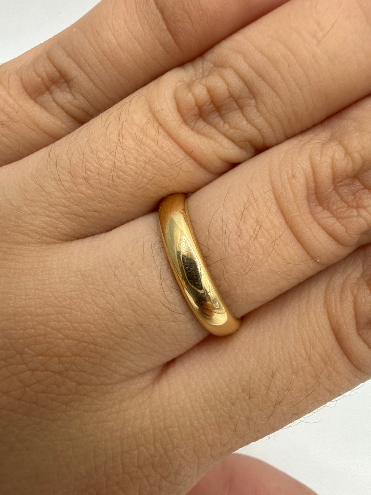 Anillo Argolla Lisa Oro amarillo 18k / Talla 7 / 2,34 Gr / 5,9 mm