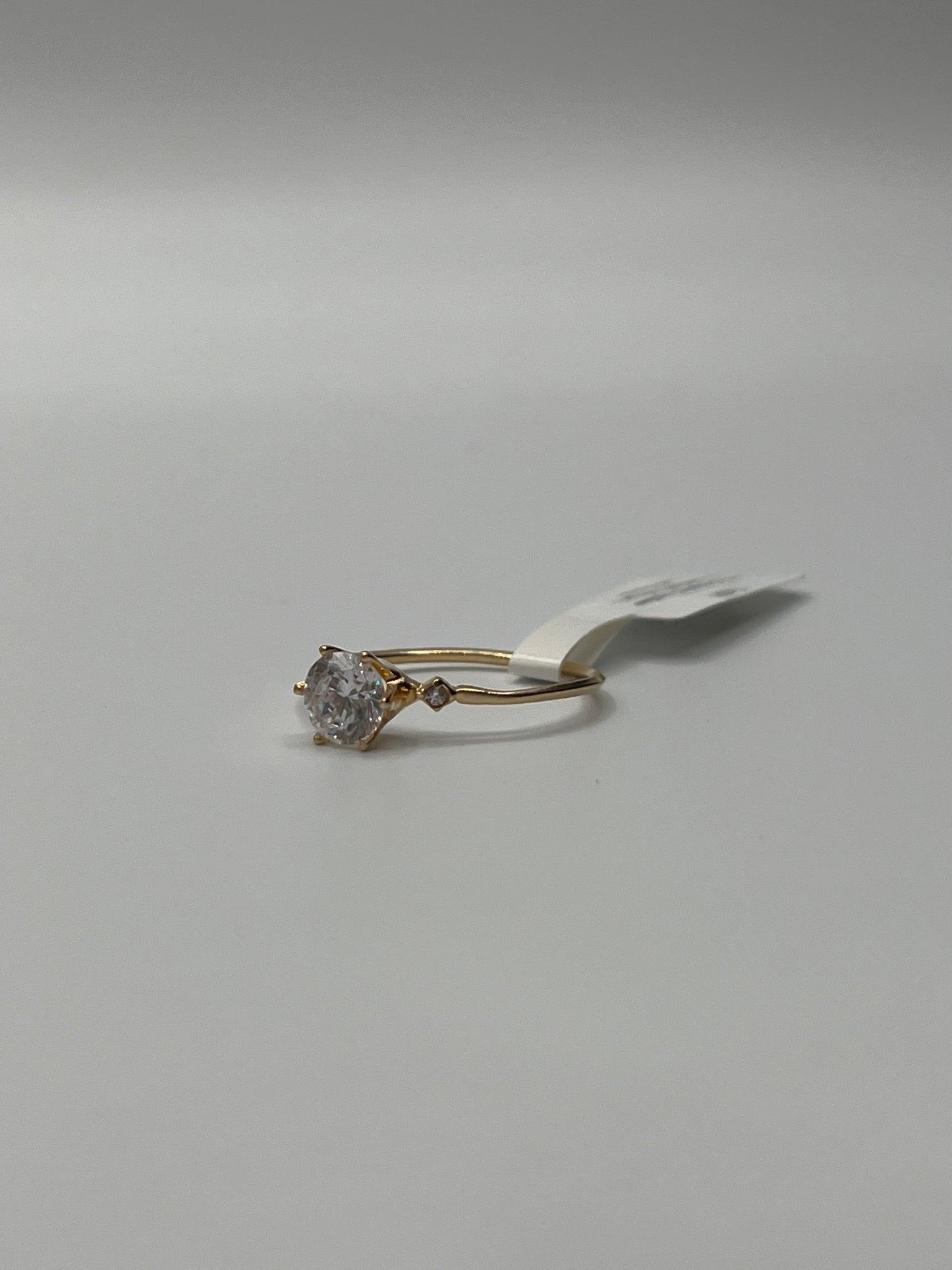 Anillo Compromiso Circon Blanco Oro amarillo 18k / Talla 7 3/4 / 1,62 Gr / 6,50 mm