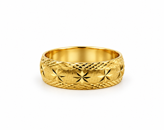 Anillo Estrella Diamantada Oro amarillo 18k / Talla 8 / 2,09 Gr / 6,50 mm