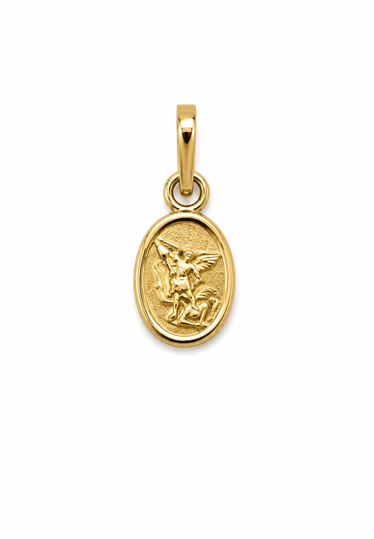 Dije Arcangel San Miguel Oro amarillo 18k 0,28 Gr / 5 mm / 0,5 Cm