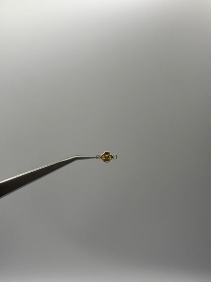 Herraje Flor Oro amarillo 18k 0,19 Gr / 0,6 Cm