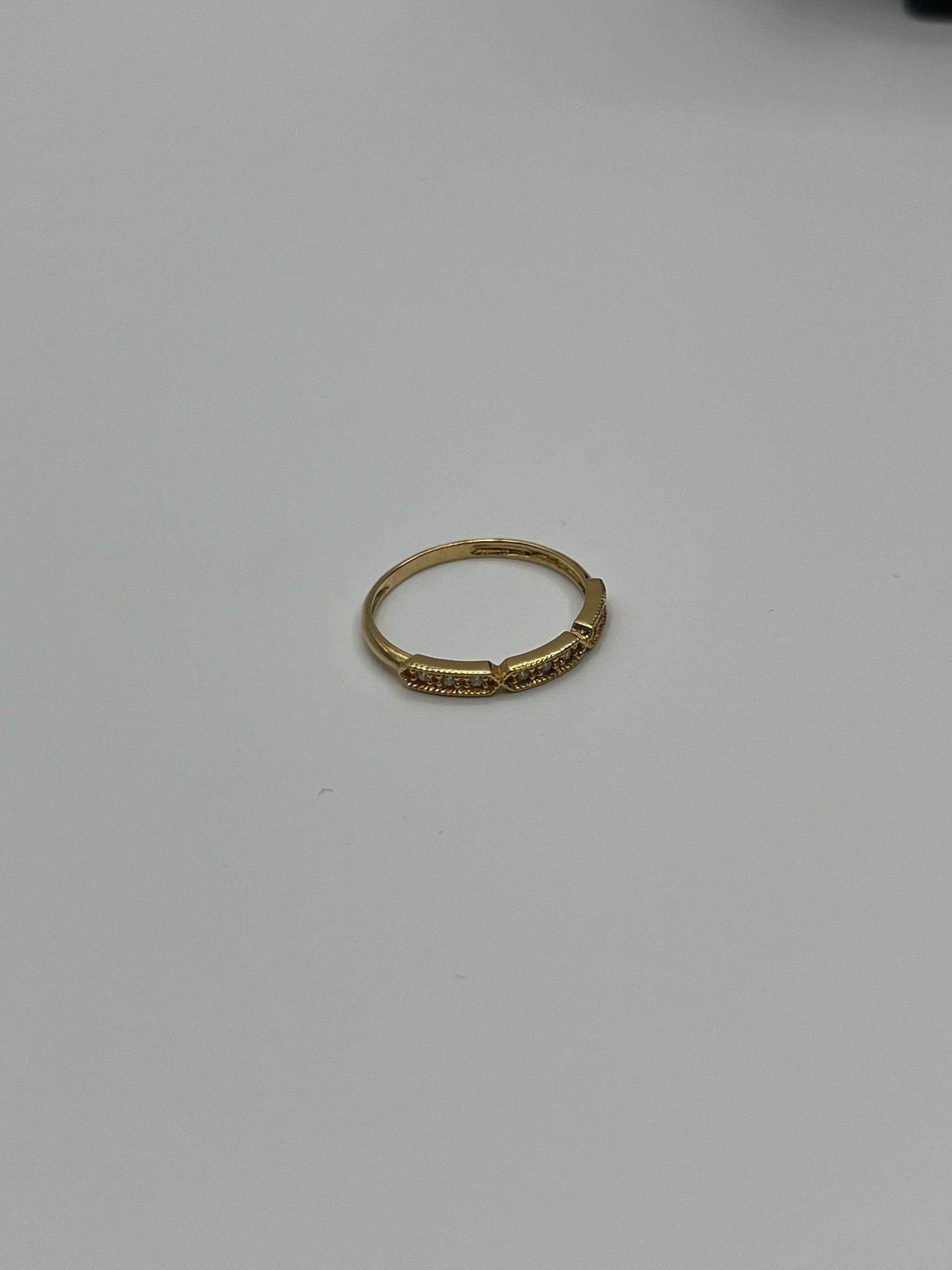 Anillo circon blanco Oro amarillo 18k / Talla 6 3/4 / 1,50 Gr / 2,41 mm