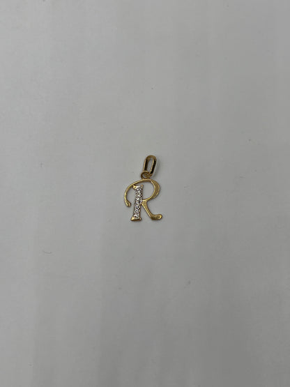 Dije Letra R Oro amarillo 18k 0,76 Gr / 9,70 mm / 1,4 Cm