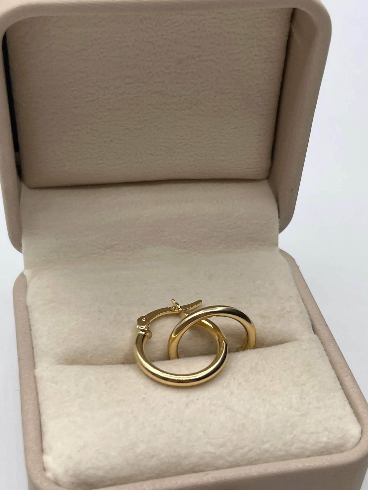 Candonga Lisa Oro amarillo 18k 1,71 Gr / 1,9 Cm