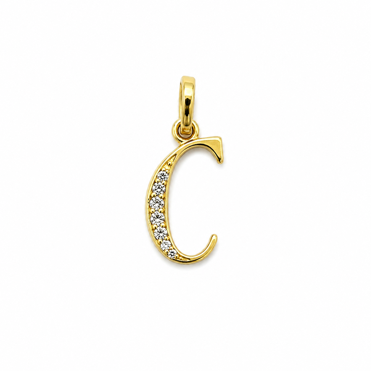 Dije Letra C Oro amarillo 18k 0,61 Gr / 8,25 mm / 1,6 Cm