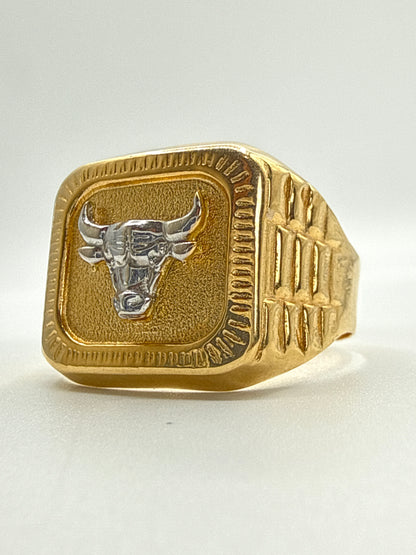 Anillo Tauro Oro amarillo 18k / Talla 8 / 3,49 Gr / 15 mm