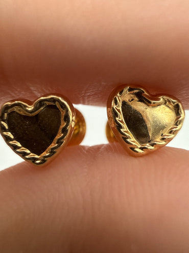 Topos Corazon Plano Diamantado Oro amarillo 18k 0,65 Gr / 7,2 mm