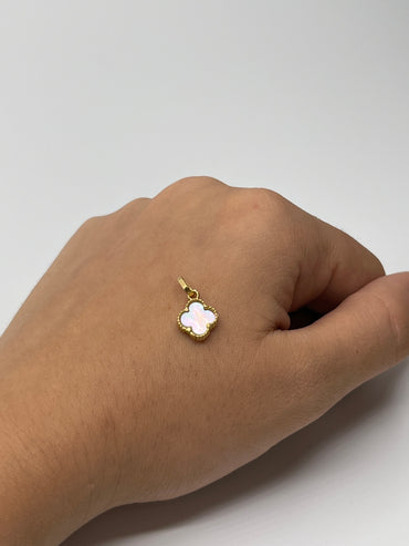Dije Trebol Blanco Oro amarillo 18k 1 Gr / 9,6 mm / 0,9 Cm