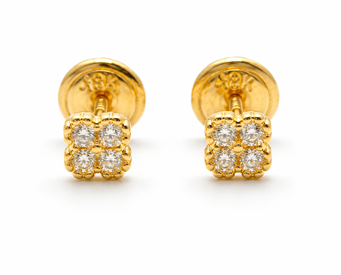 Topos Flor Circon Blanco Oro amarillo 18k +2 / 0,65Gr / 3 mm