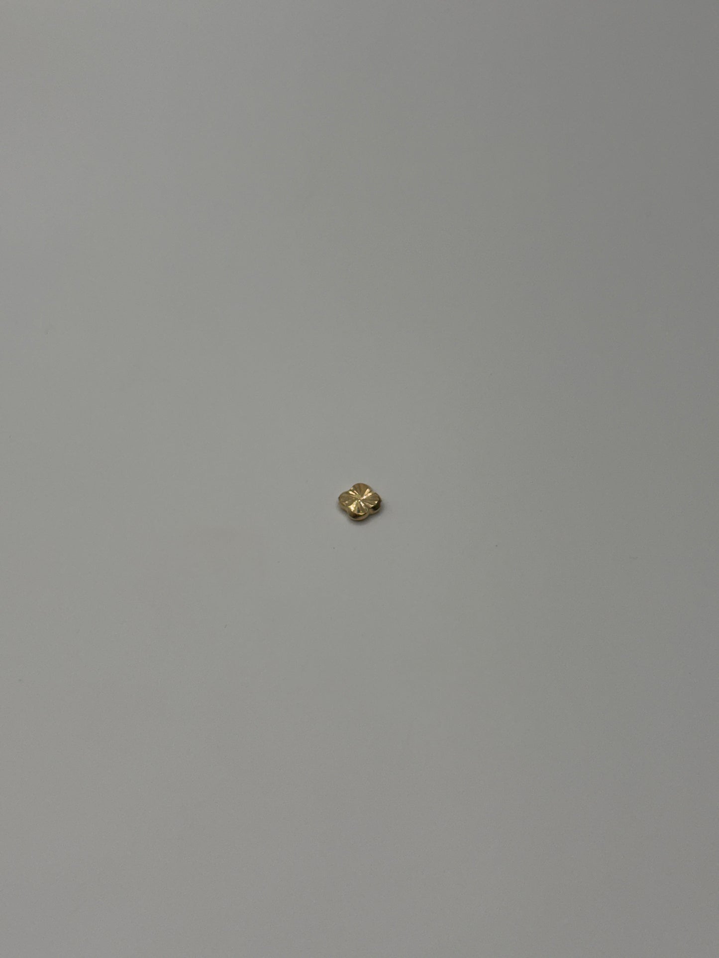 Herraje trebol diamantado Oro amarillo 18k 0,29 Gr / 0,8 Cm