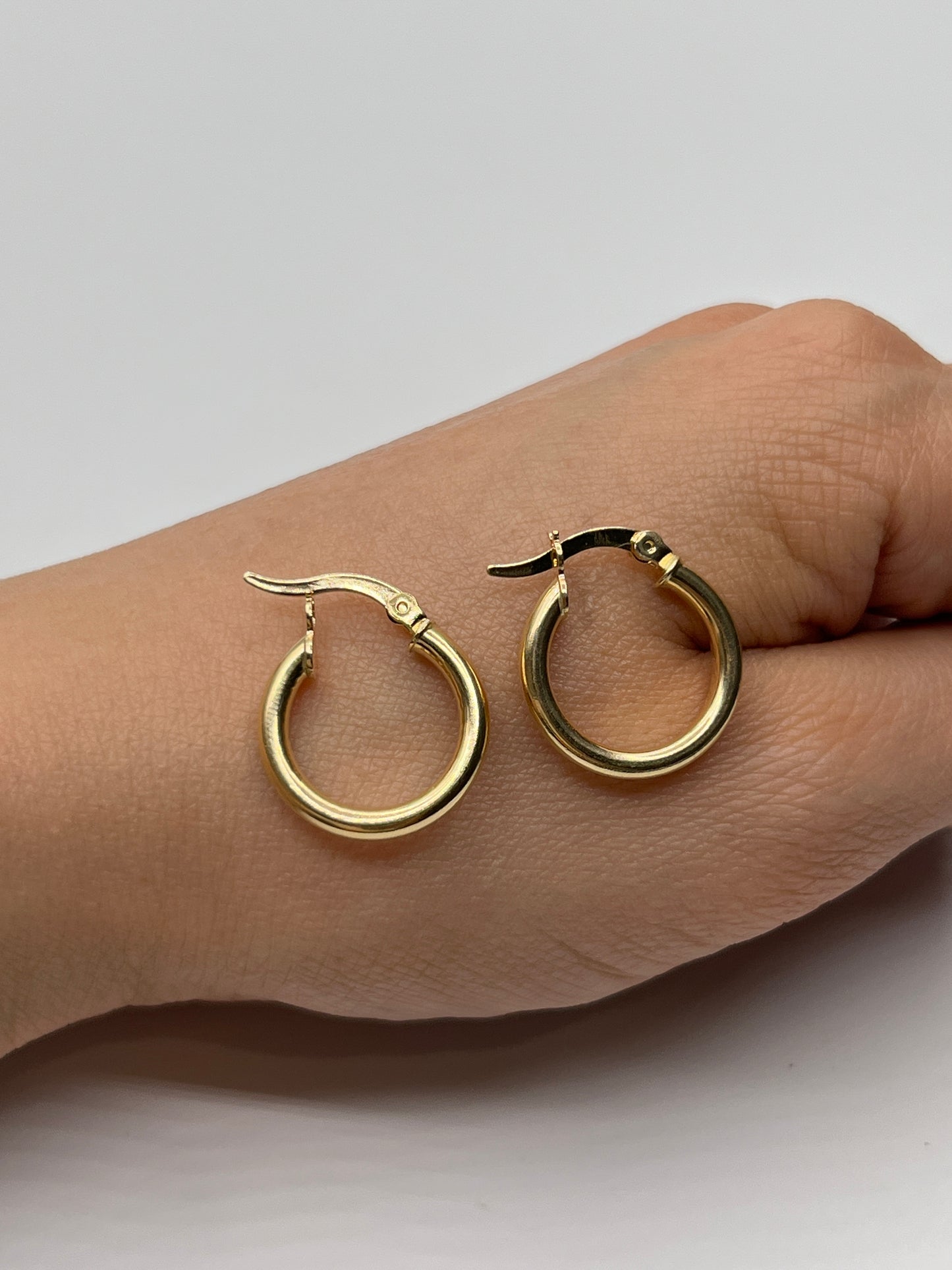 Candonga Lisa Oro amarillo 18k 1,72 Gr / 2 Cm