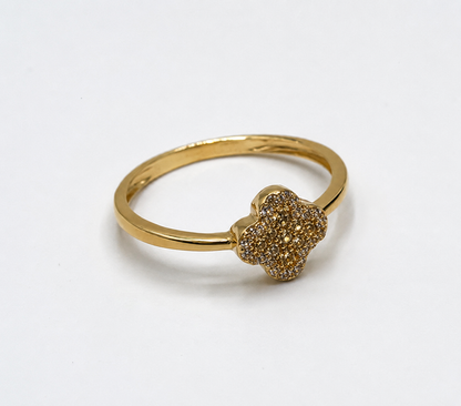 Anillo trebol Oro amarillo 18k / Talla 8 / 1,62 Gr / 8,45 mm