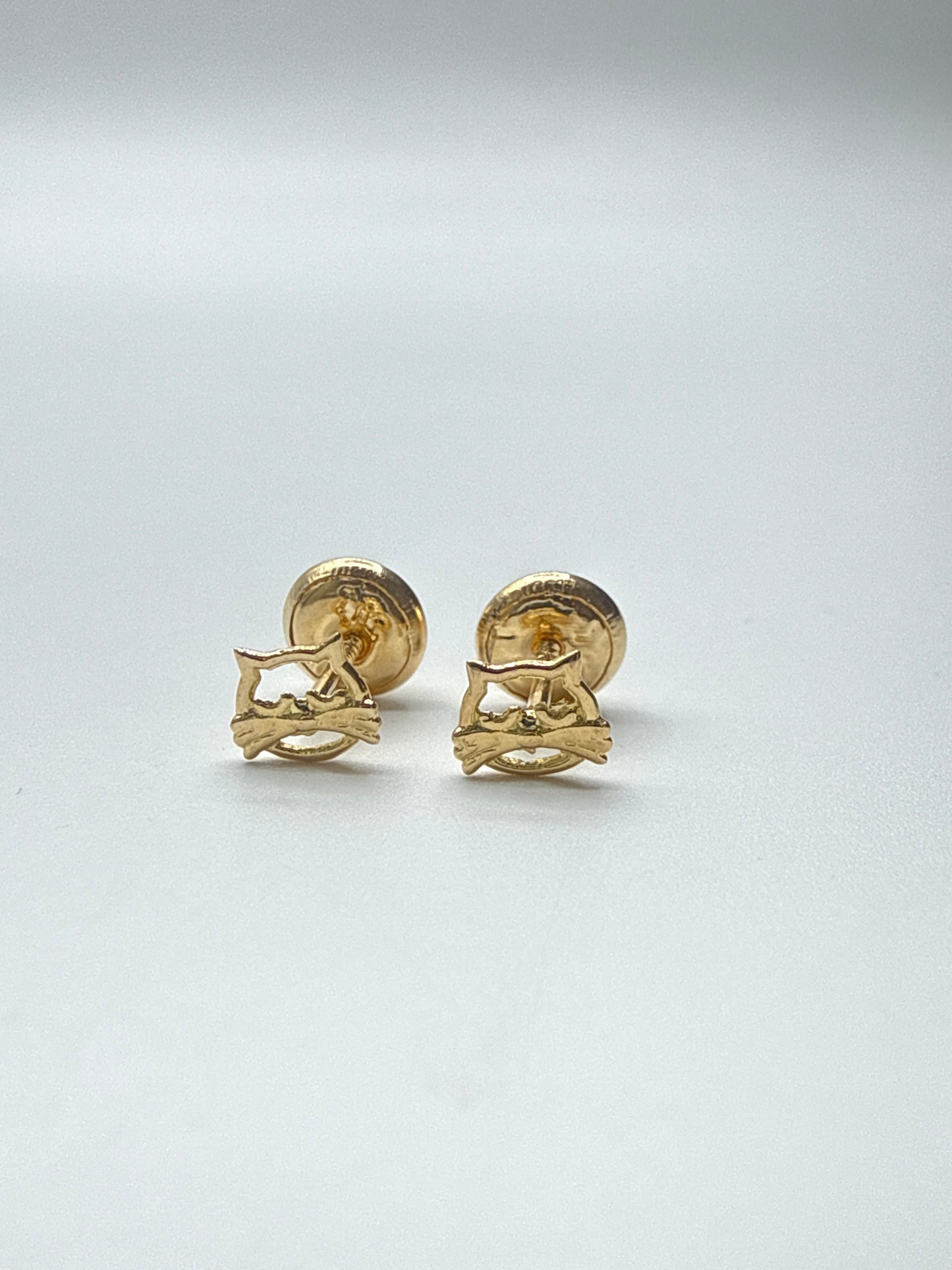 Topos Gato Oro amarillo 18k 0,61 Gr / 5 mm