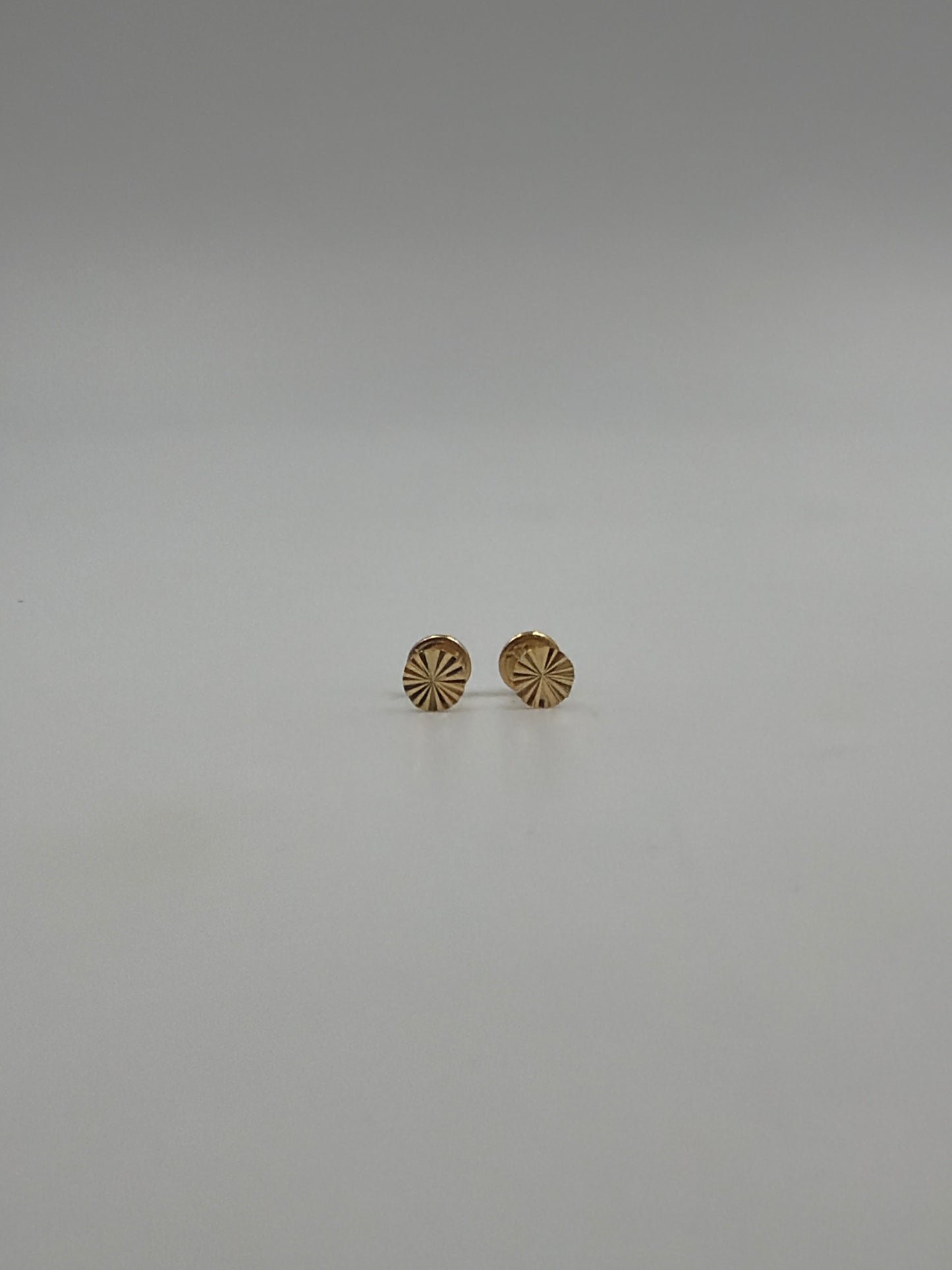 Topos circulo plano Oro amarillo 18k 0,54 Gr / 5,58 mm