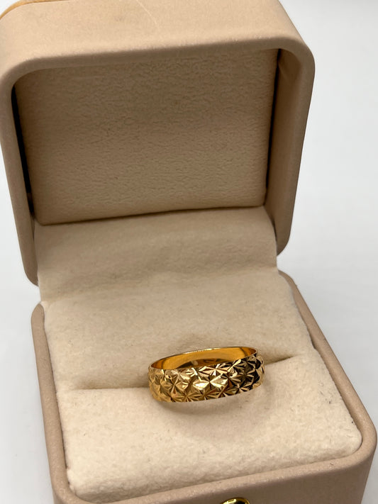 Anillo Argolla Matizada Oro amarillo 18k / Talla 10 1/4 / 2,45 Gr / 6,15 mm