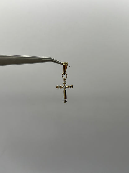 Dije Cruz Circon Blanco Oro amarillo 18k 0,62 Gr / 11 mm / 2 Cm