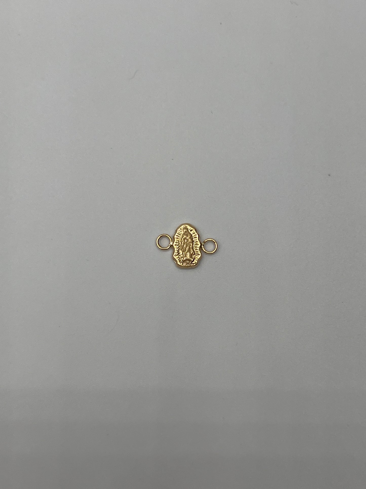 Herraje virgen Guadalupe Oro amarillo 18k 0,28 Gr / 0,8 Cm