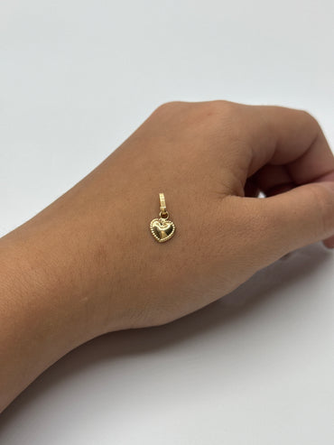 Dije corazon Oro amarillo 18k 0,36 Gr / 8,10 mm / 1 Cm