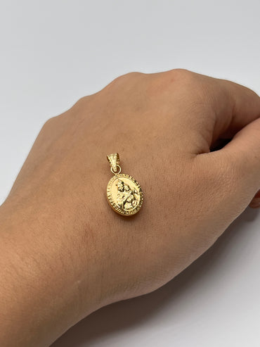 Dije Virgen Del Carmen Oro amarillo 18k 0,88 Gr / 11,2 mm / 1,3 Cm