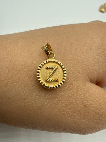 Dije Letra Z Oro amarillo 18k 0,57 Gr / 7,50 mm / 1,3 Cm