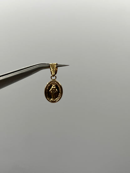 Dije Virgen Milagrosa Oro amarillo 18k 0,47 Gr / 8 mm / 1,2 Cm