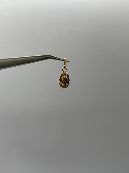 Dije Virgen Guadalupe Oro amarillo 18k 0,43 Gr / 6,83 mm / 1,3 Cm
