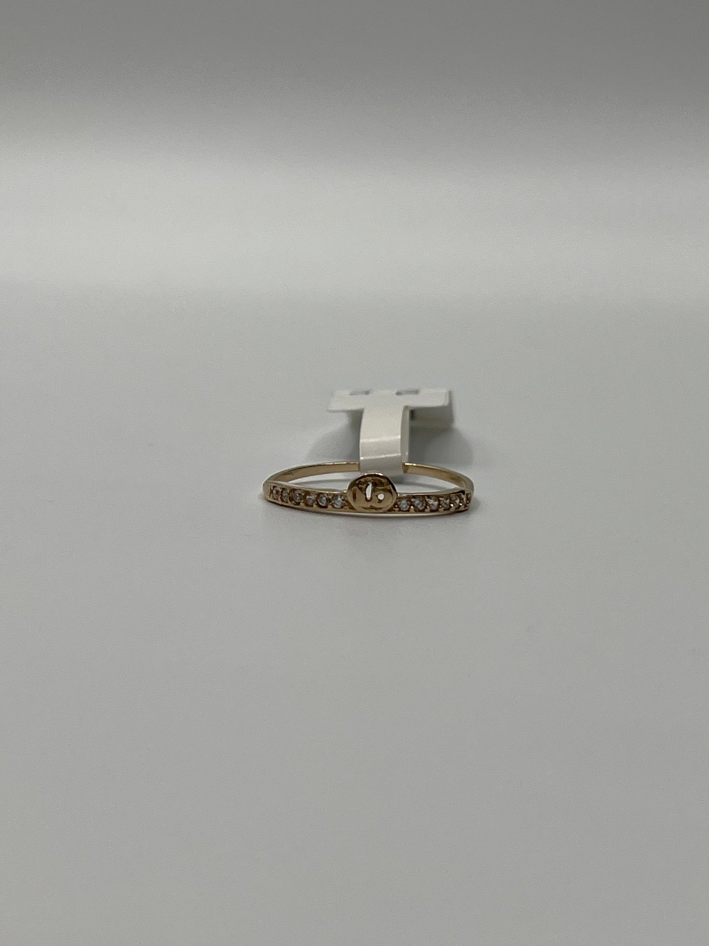 Anillo 15s Circon Blanco Oro amarillo 18k / Talla 6 1/2 / 1,08 Gr / 3,77 mm