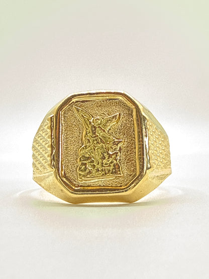 Anillo San Miguel Arcangel Oro amarillo 18k / Talla 8 3/4 / 3,14 Gr / 14 mm