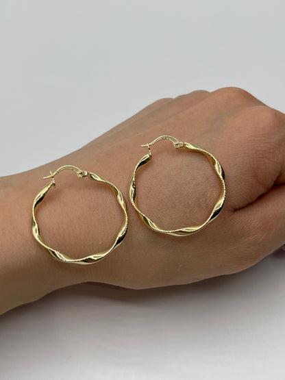 Candonga Entorchada Oro amarillo 18k 1,97 Gr / 3 Cm