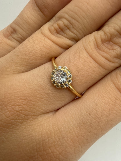 Anillo Compromiso Flor Circon Blanco  Oro amarillo 18k / Talla 7 / 1,81 Gr / 7,30 mm