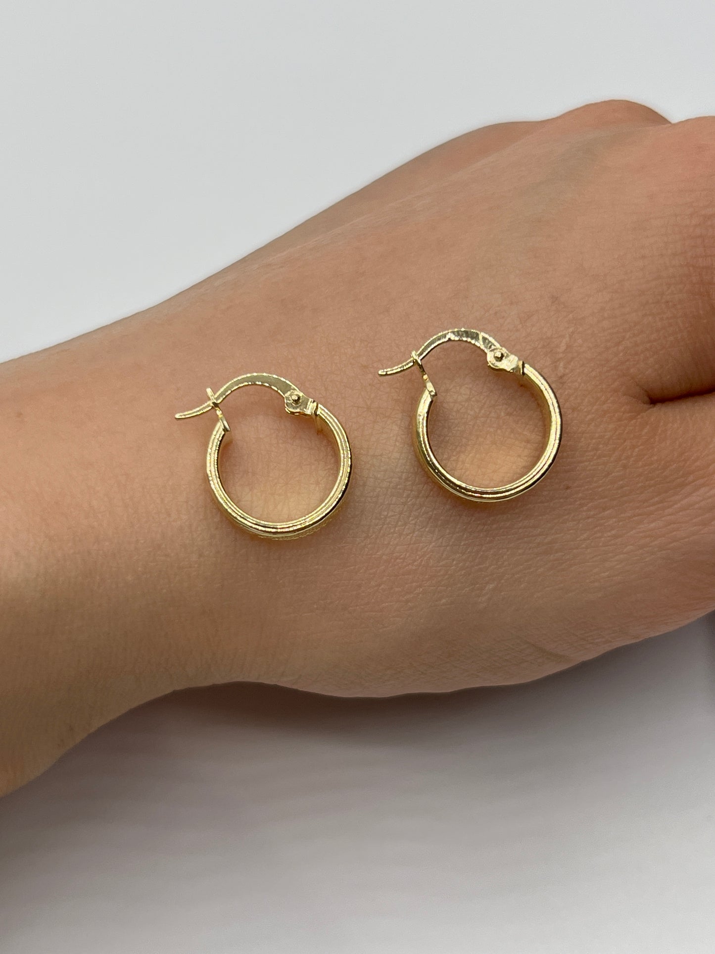 Candonga Lisa Oro amarillo 18k 1,51 Gr / 1,4 Cm