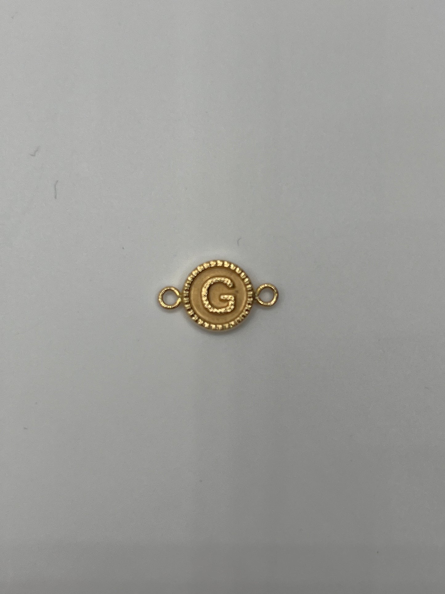 Herraje Letra G Oro amarillo 18k 0,60 Gr / 1 Cm