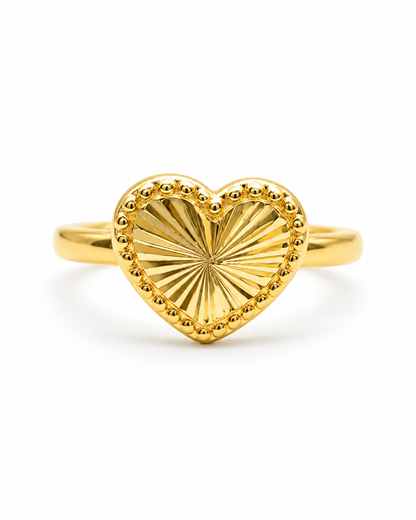 Anillo Corazon Diamantado Oro amarillo 18k / Talla 6 / 1,18 Gr / 7,8 mm