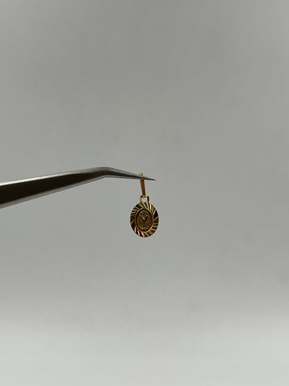 Dije letra Y Oro amarillo 18k 0,45 Gr / 7 mm / 1,1 Cm
