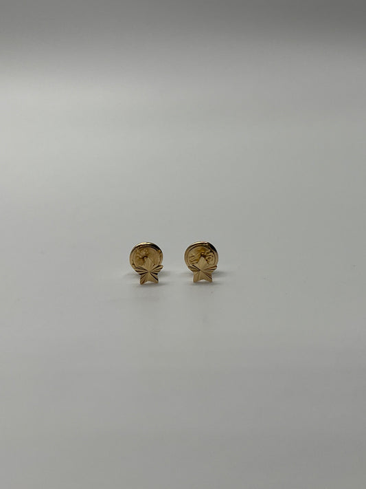Topos Estrella Diamantada Oro amarillo 18k 0,45 Gr / 5 mm