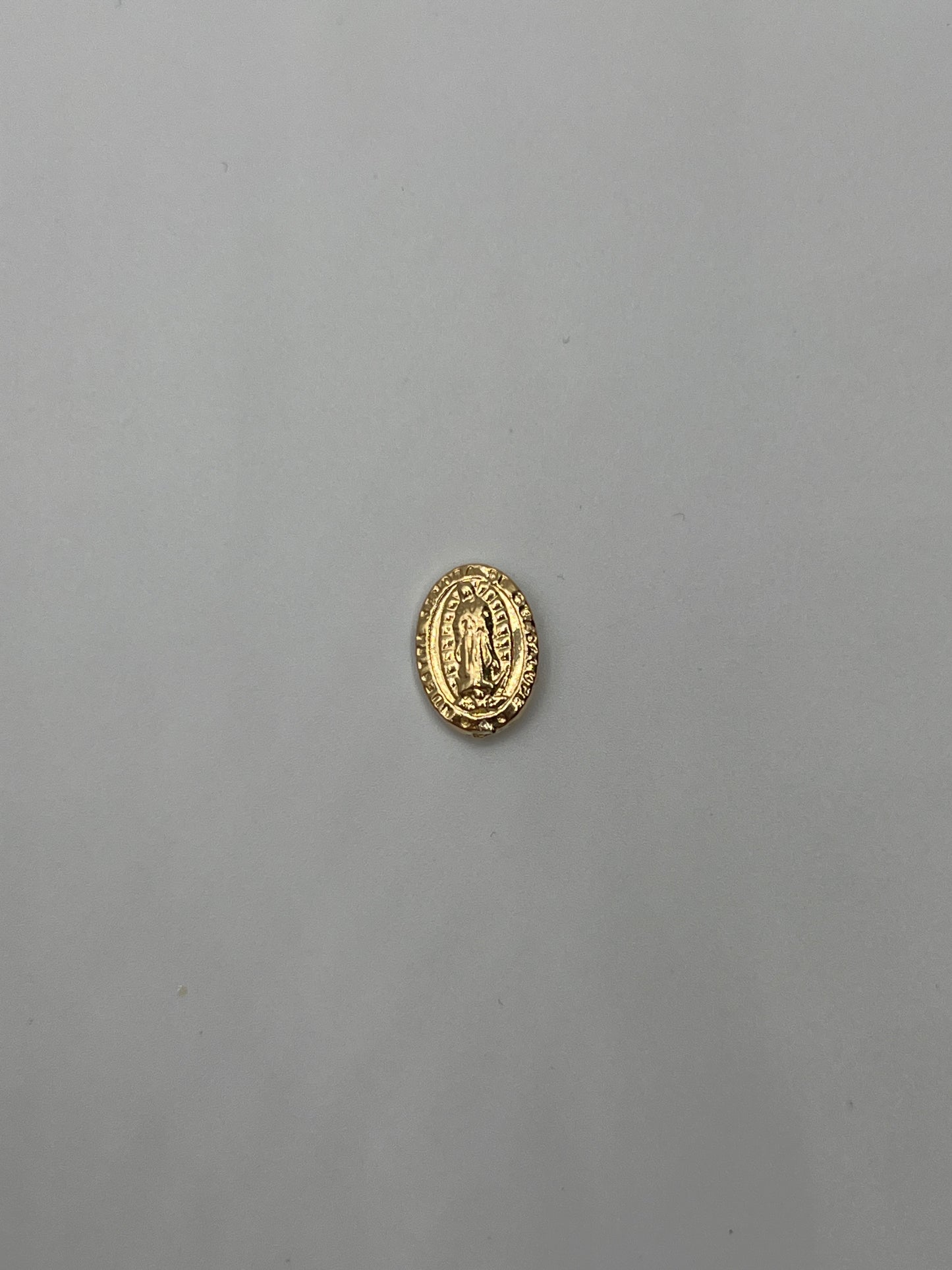 Herraje Virgen Guadalupe Oro amarillo 18k 0,40 Gr / 0,85 Cm