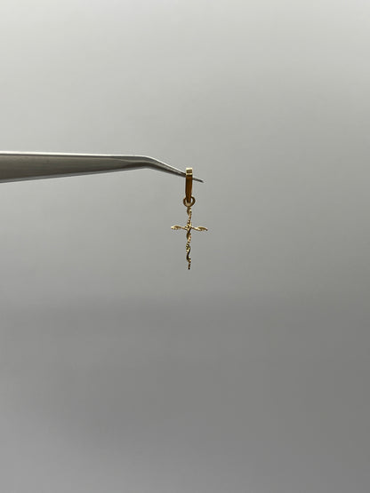 Dije Cruz  Oro amarillo 18k 0,27 Gr / 0,28 mm / 1,6 Cm