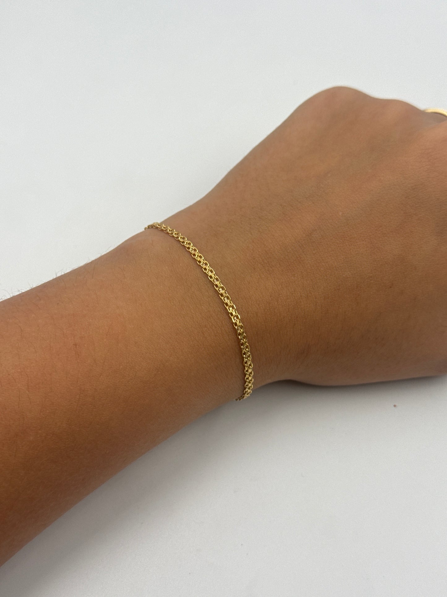 Pulso It chino Oro amarillo 18k +3 / 1,62 Gr / 2,20 mm / 18 Cm